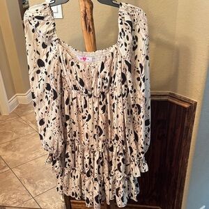 Buddy Love Cream and Black Long Sleeve Dress